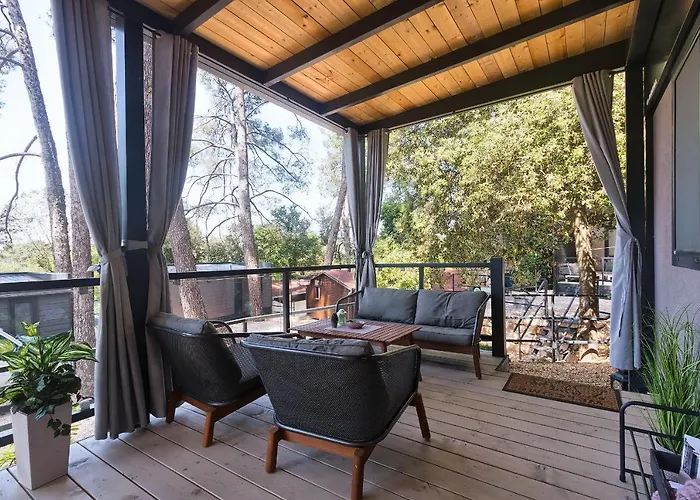 Total Escape Mobile Mocca Camp Porton Biondi