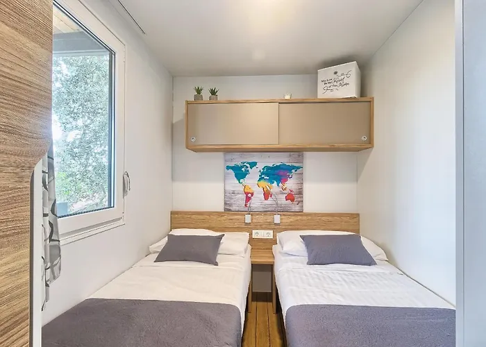 Total Escape Mobile Mocca Camp Porton Biondi Ρόβινι